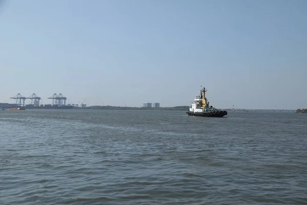 Fartyg Havet Vid Hamnen — Stockfoto