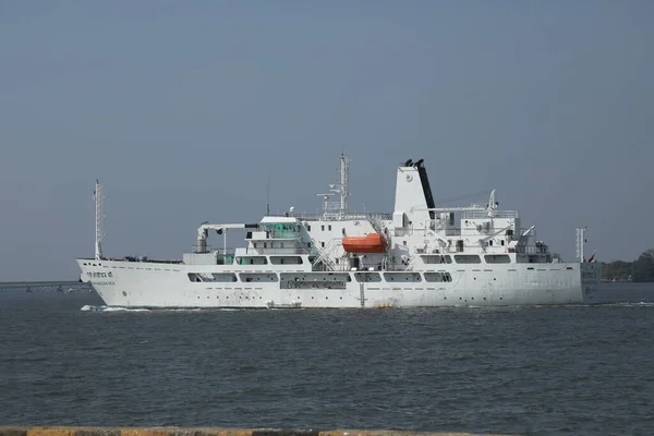 Корабель Морі Біля Порту — стокове фото