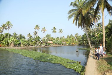 Teknedeki balıkçılar