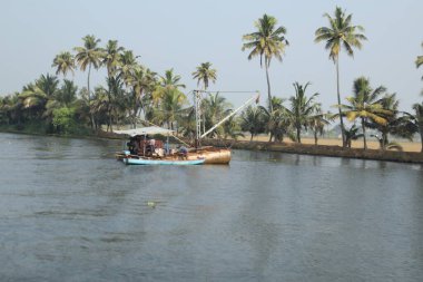 Turist gemisi Kerala Hindistan