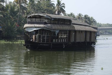 Turist gemisi Kerala Hindistan
