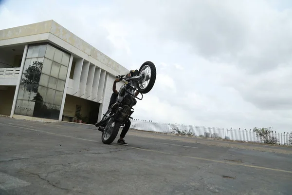 Motor Bike Rider Jumping — Fotografia de Stock