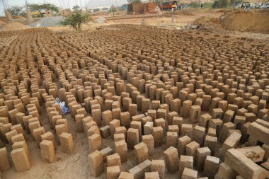 Hindistan 'daki tuğla fabrikası.