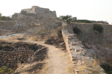 Antika kale duvar dokusu