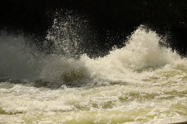 Vatten Reserv Damm Spill Sätt — Stockfoto