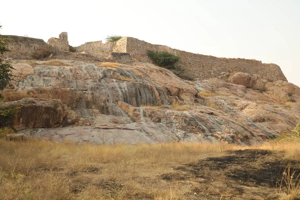Antika kale duvar dokusu