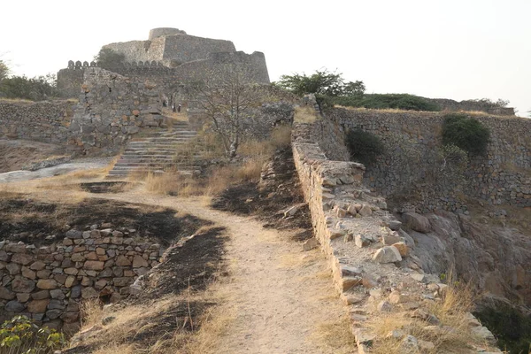 Antika kale duvar dokusu