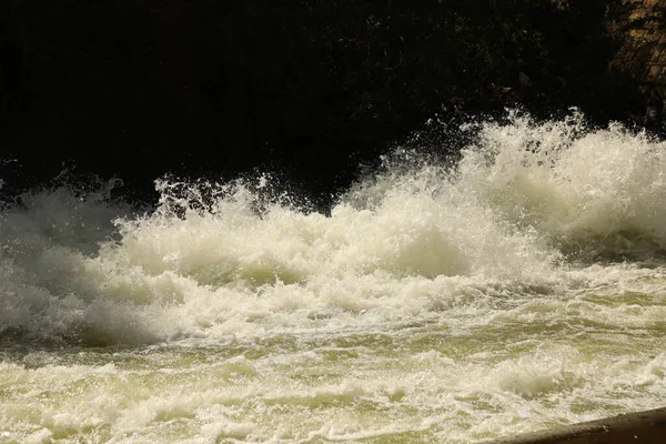 Los Cortes Agua Presa —  Fotos de Stock