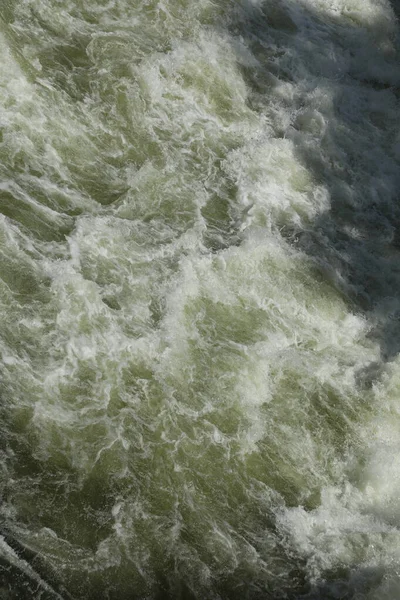 Water Slashes Dam — Stock Photo, Image