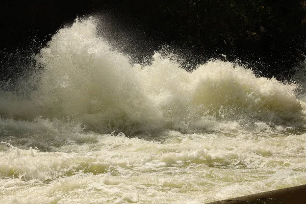 Cortes Água Barragem — Fotografia de Stock