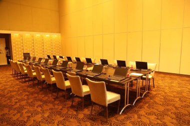 Konferans Salonu İçi