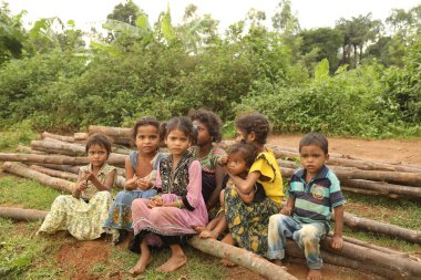 Hint Kabilesi, 25 Mart 2021 'de Araku Vadisi Hindistan kırsal bölgesini izliyor.