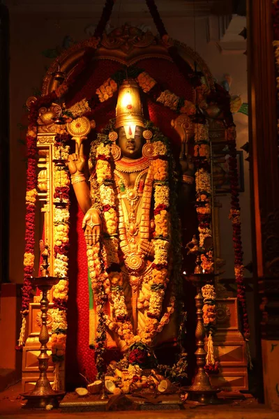 Hinduistische Gottesstatue Einem Tempel — Stockfoto