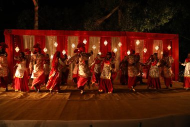 Hintli Dansçılar Hyderabad kılığında Hindistan 25 Mart 2021