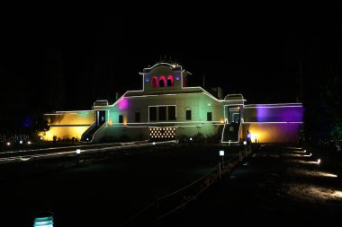 Işık Dekorasyonu çalışıyor