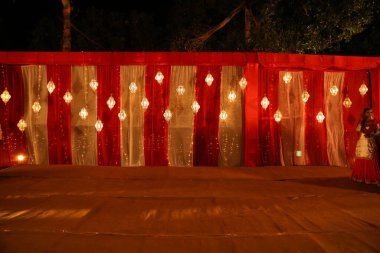 Işık Dekorasyonu çalışıyor