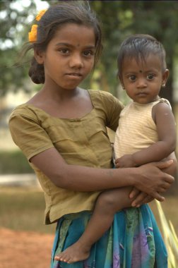 Hindistan 'daki Zavallı Çocuklar 25 Nisan 2021