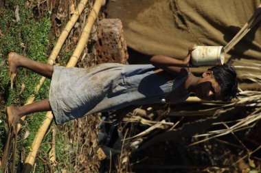 Hindistan 'daki Zavallı Çocuklar 25 Nisan 2021