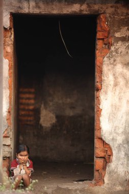 Hindistan 'daki Zavallı Çocuklar 25 Nisan 2021