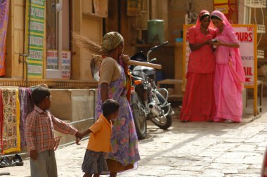Hindistan 'daki Zavallı Çocuklar 25 Nisan 2021