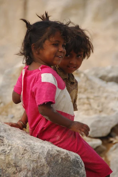 Hindistan 'daki Zavallı Çocuklar 25 Nisan 2021