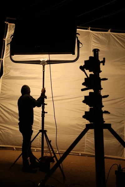 Silueta Hombre Ligero Con Luz — Foto de Stock