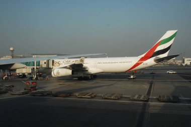 Uçuş kalkış Havaalanı'nda hazır