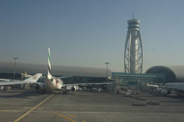 Uçuş kalkış Havaalanı'nda hazır