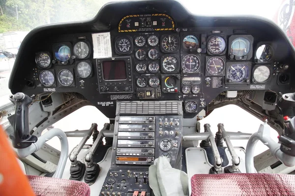 訓練パイロットのための飛行シミュレータ — ストック写真