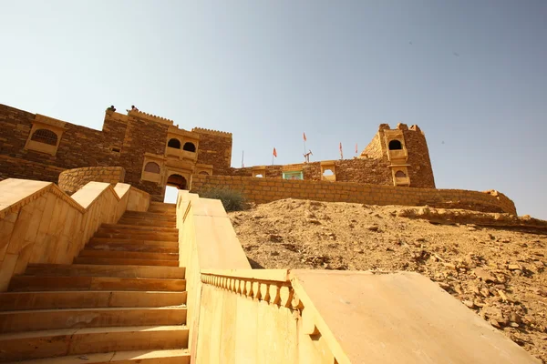 Old ruins in desert — Stock Photo, Image