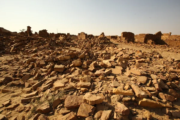 Velhas ruínas no deserto — Fotografia de Stock