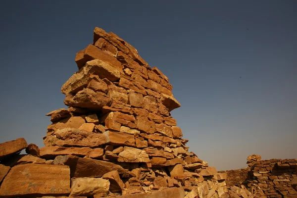 Staré ruiny v poušti — Stock fotografie