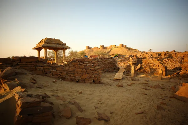 在沙漠中的古废墟 — 图库照片