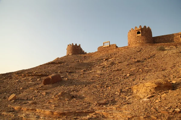 Old ruins in desert — Stock Photo, Image