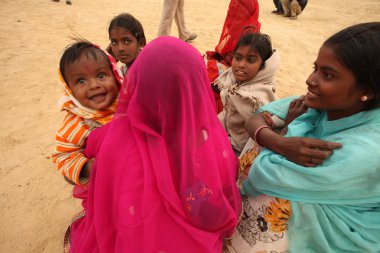 Çölü'nde yoksul insanlar