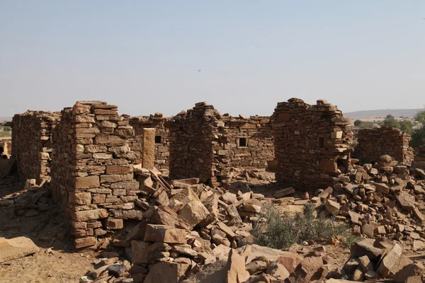 Old ruins in desert — Stock Photo, Image