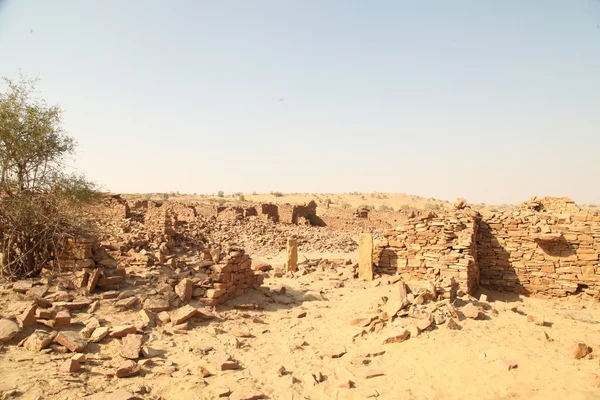 Velhas ruínas no deserto — Fotografia de Stock