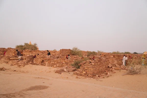 Wieś biednych ludzi w Indiach Disert Rajasthan — Zdjęcie stockowe