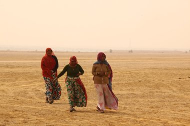 Köy yoksul insanların çölde