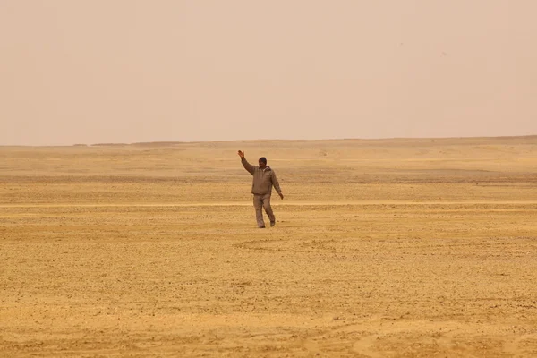 Homme dans le désert, Inde — Photo