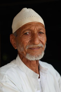 İslam Camii Haydarabad 'daki Müslüman Mezarı 21 Kasım 2025