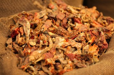 Markette Hasarlı Kırmızı Biber