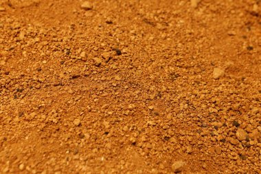 Kırsal bölgede çamur dokusu