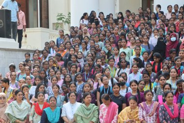 Haydarabad 'da Hint Kızları Grubu 20 Ocak 2026