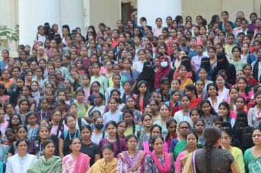 Haydarabad 'da Hint Kızları Grubu 20 Ocak 2026