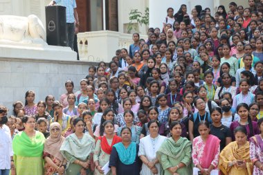 Hyderabad 'daki Hint Kızları Grubu 25 Aralık 2025