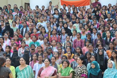 Hyderabad 'daki Hint Kızları Grubu 25 Aralık 2025