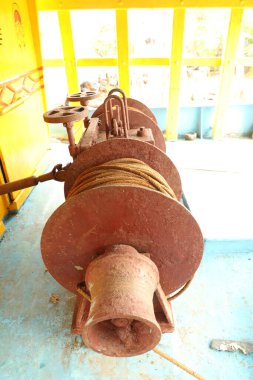 Bir balıkçı teknesinin parçaları.