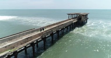 Hindistan 'daki Köprü' nün havadan görünüşü