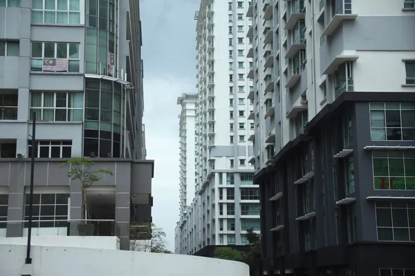 Vue extérieure des bâtiments modernes — Photo